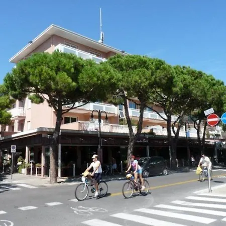 Szálloda D'annunzio Lido di Jesolo