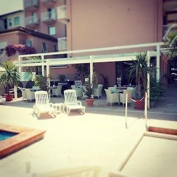 D'annunzio Hotel 3*